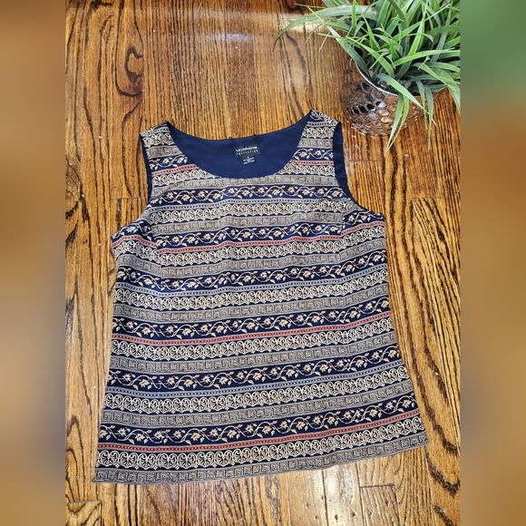 Liz Claiborne Collection Women's Sleeveless Blouse 100% Silk - Picture 6 of 6